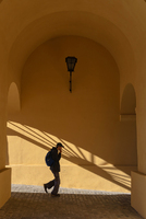Zwischen Licht und Schatten