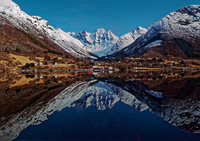 Spiegelung Nähe Alesund bei einer Bootsfahrt auf dem Hjorundfjord * Jürgen Guhlke