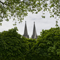Andreas Dobecki - Kirche im Grünen